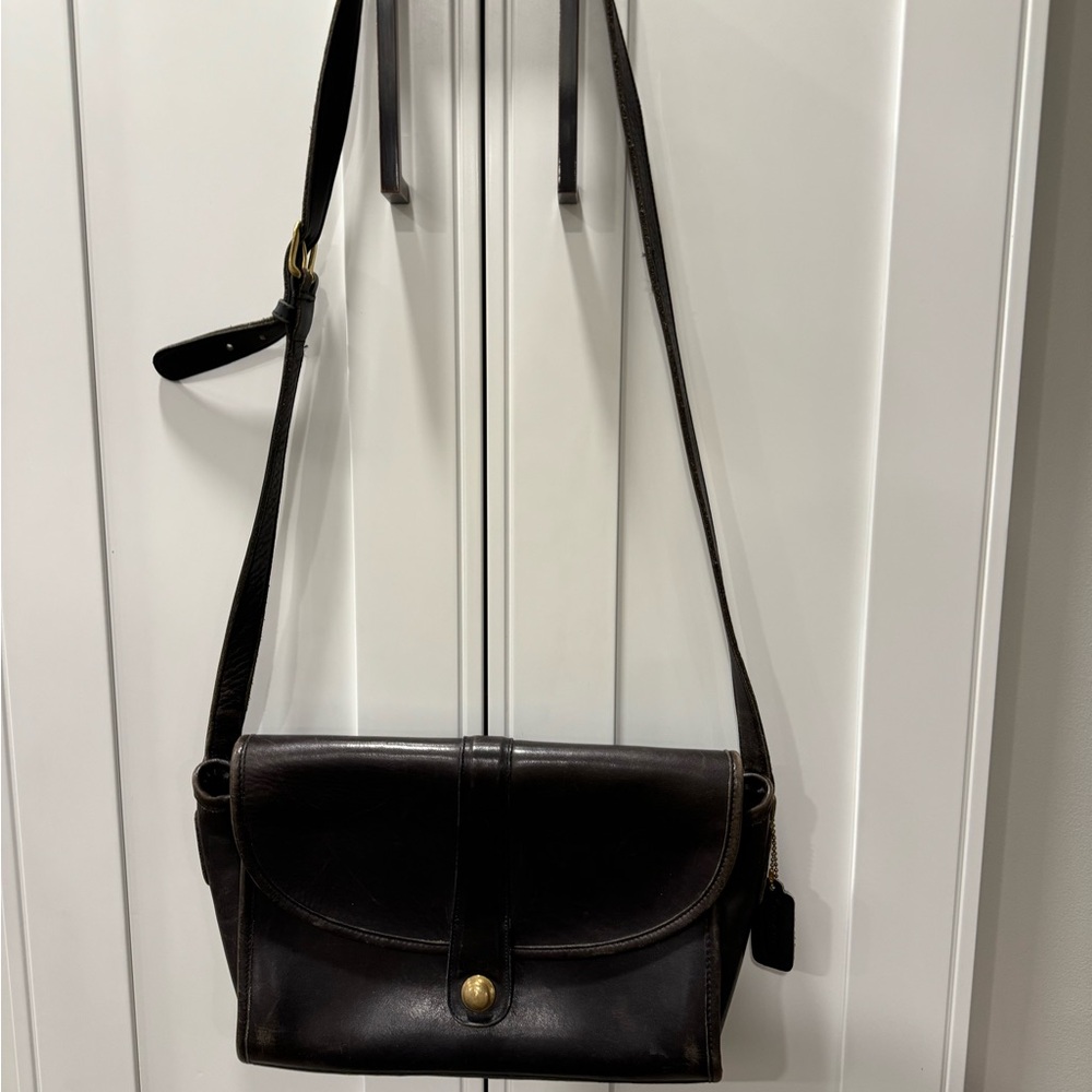 Vintage Coach 7012 Smooth Leather Roll Bag Shoulder Crossbody Brown Distressed